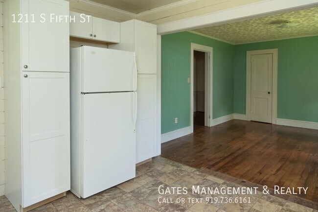 Building Photo - Nice Cottage in Mebane-Available to tour o...