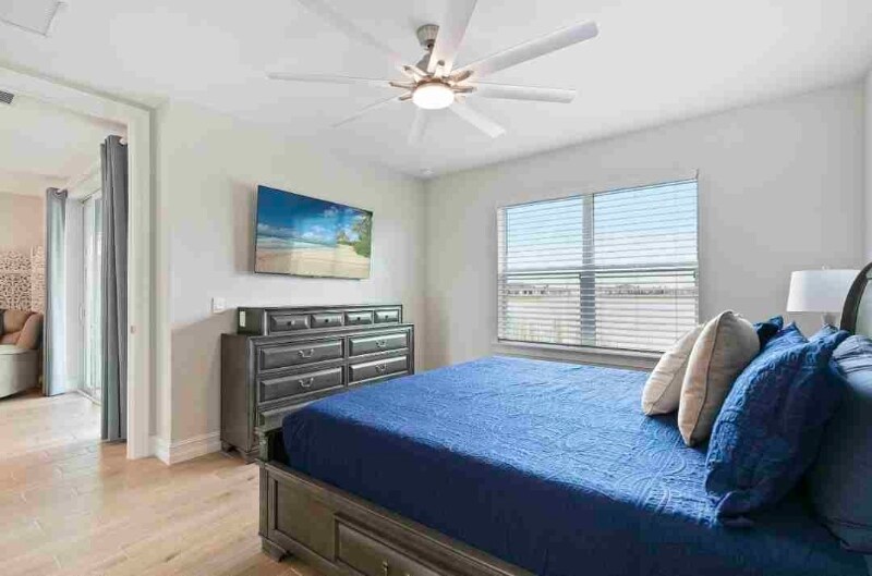 Building Photo - 17799 Oleander Ave