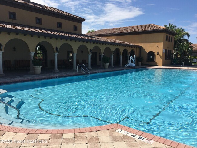 Building Photo - 763 Simeon Dr