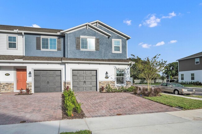 Building Photo - Lake Nona Townhome