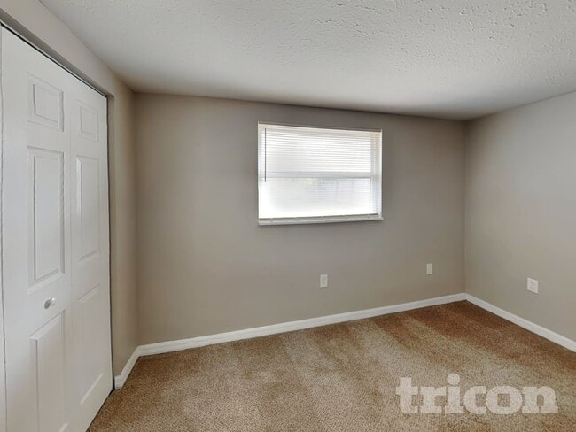 Building Photo - 3007 Bucida Dr