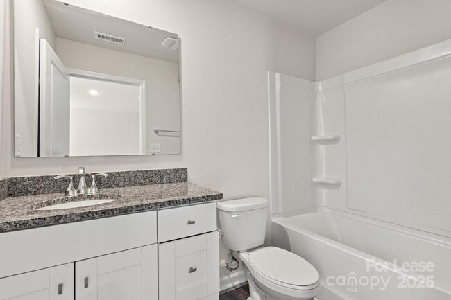 Building Photo - 117 Dogwood Vlg Trl