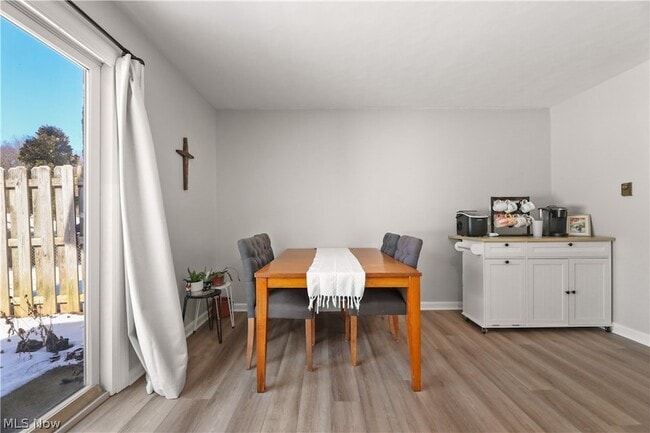 Building Photo - 12447 Cleveland Ave NW