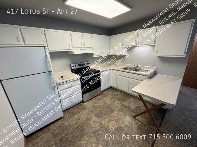 Building Photo - 417 Lotus St