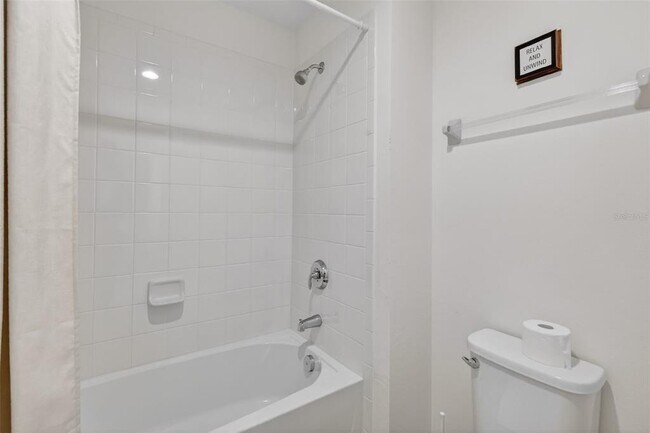 Building Photo - 6070 Sierra Crown St