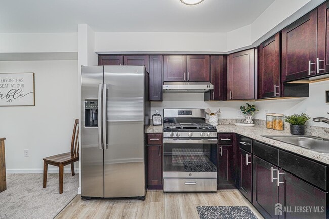 Building Photo - 1227 Waterford Dr