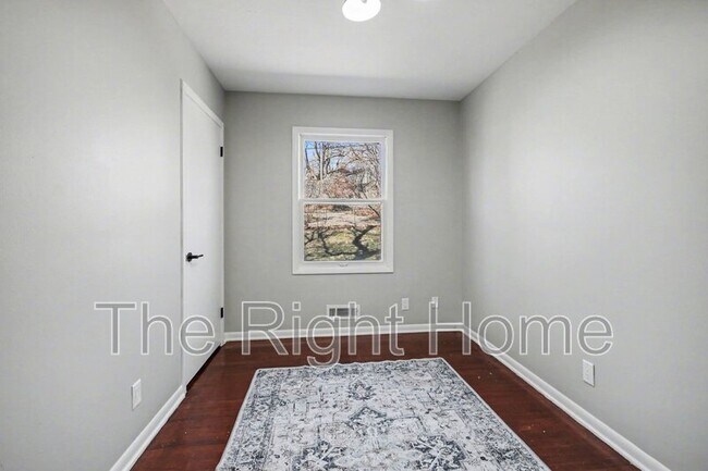 Building Photo - 1606 Cole Creek Dr