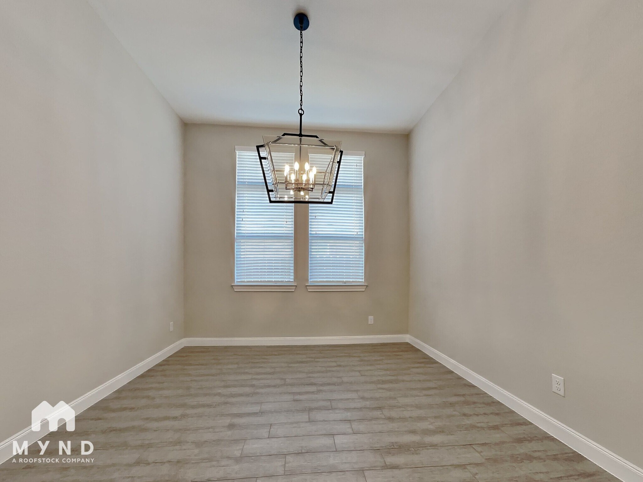 Building Photo - 24622 Windmill Canyon Ln