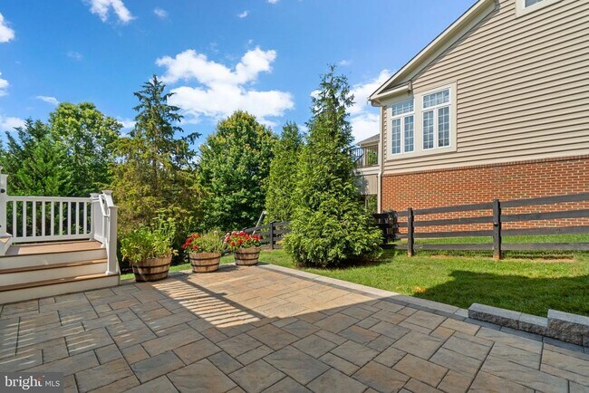 Building Photo - 4012 Belgrave Cir
