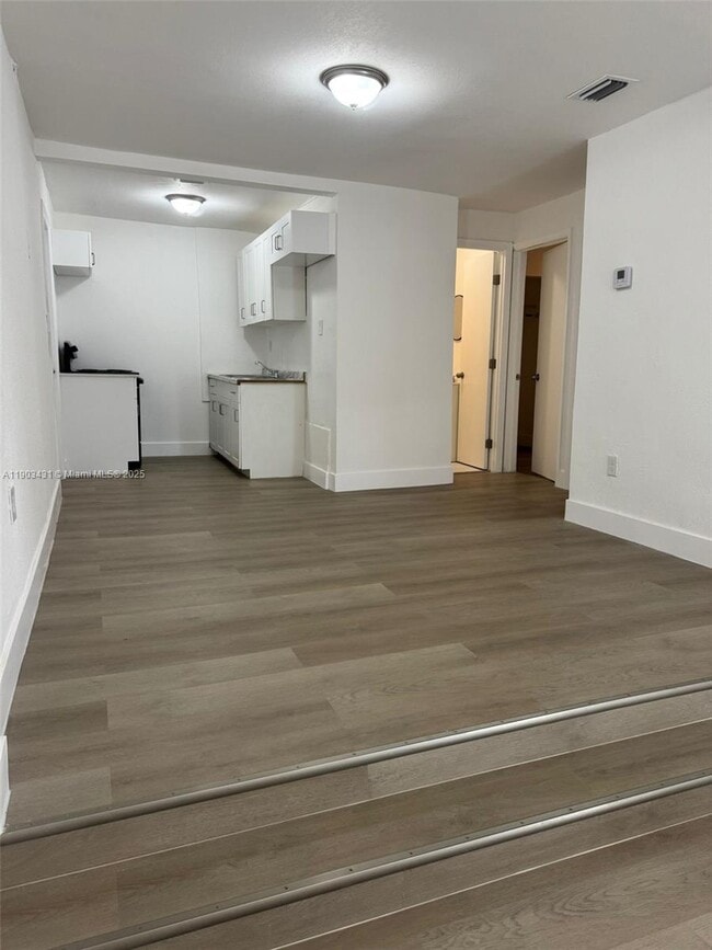 Building Photo - 5815 NW 18th Ave