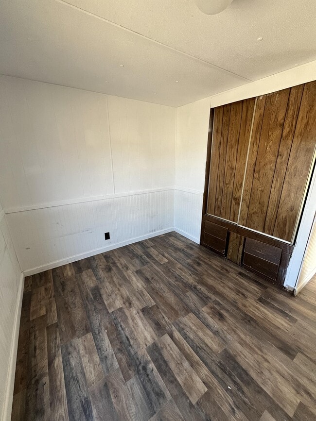 Building Photo - 2602 Corbett Ct