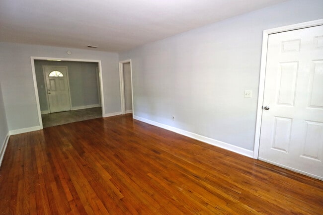 Building Photo - 3151 Truman St