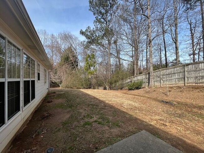 Building Photo - 1410 Highland Farm Dr