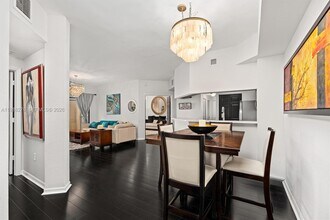 Building Photo - 2725 Anzio Ct