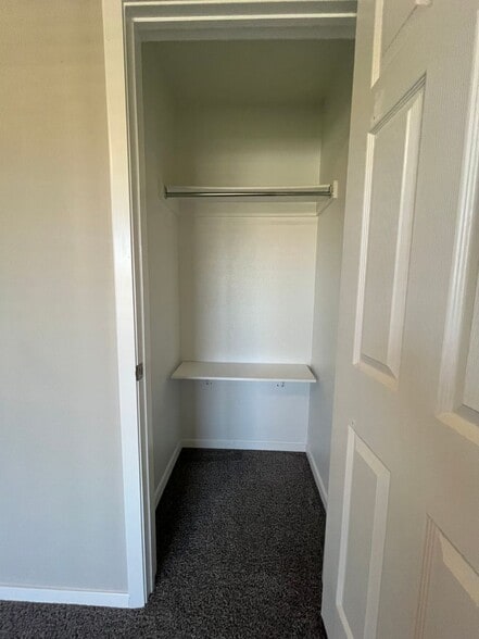 Building Photo - 1751 Forest Dr