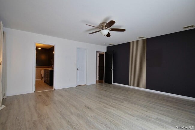 Building Photo - 346 Angelo Dr