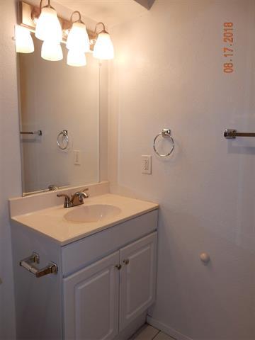 Building Photo - 1925 Coleta Pl