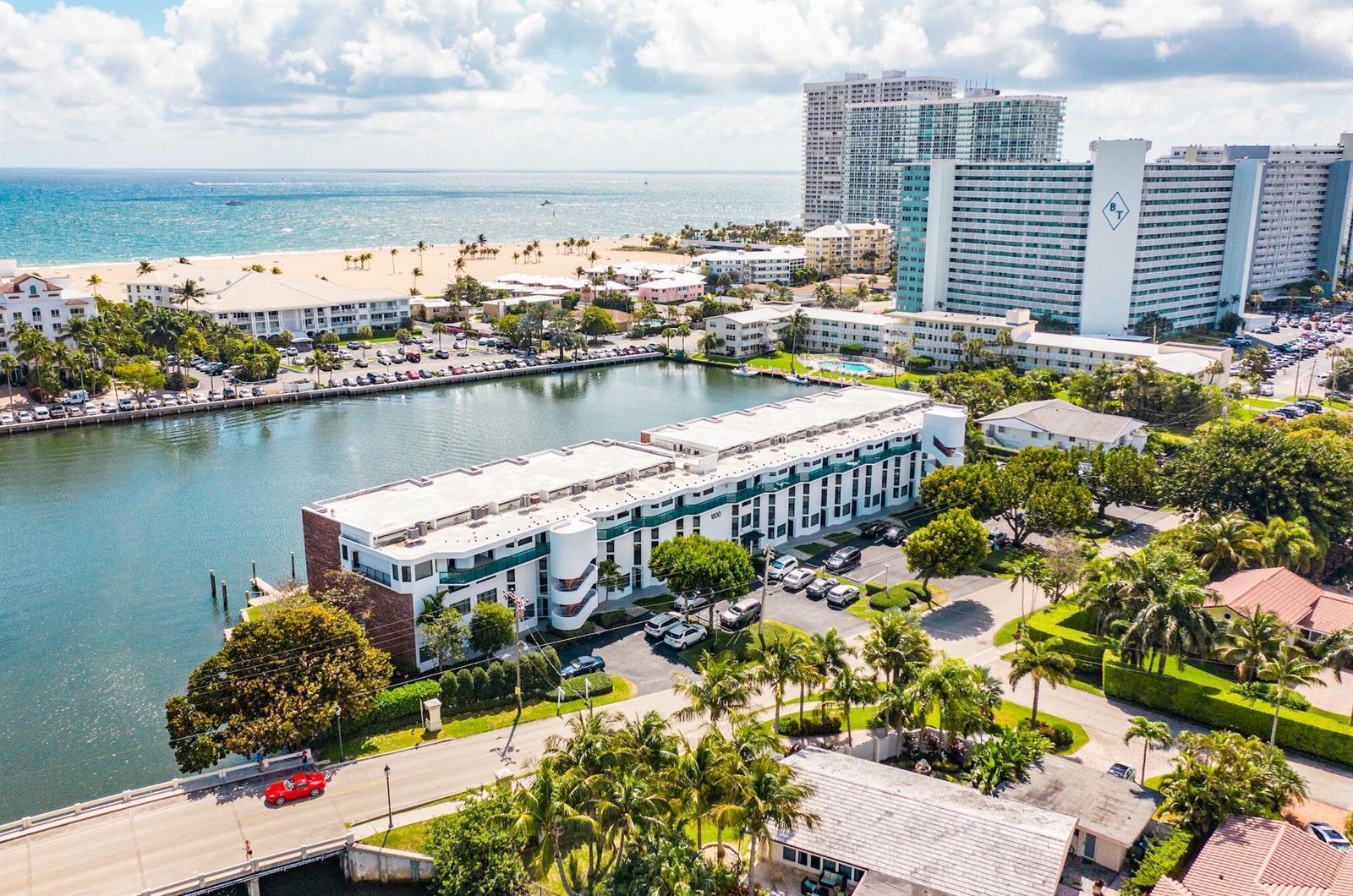 Building Photo - 1800 S Ocean Dr
