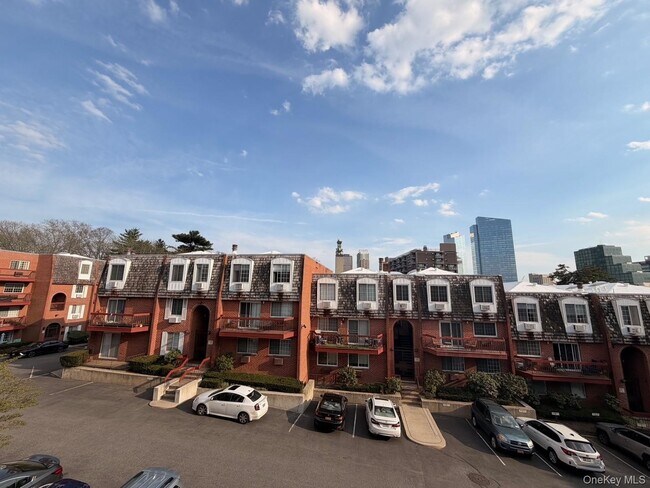 Building Photo - 55 N Broadway