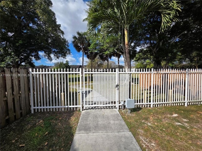 Building Photo - 15222 SW 111th St