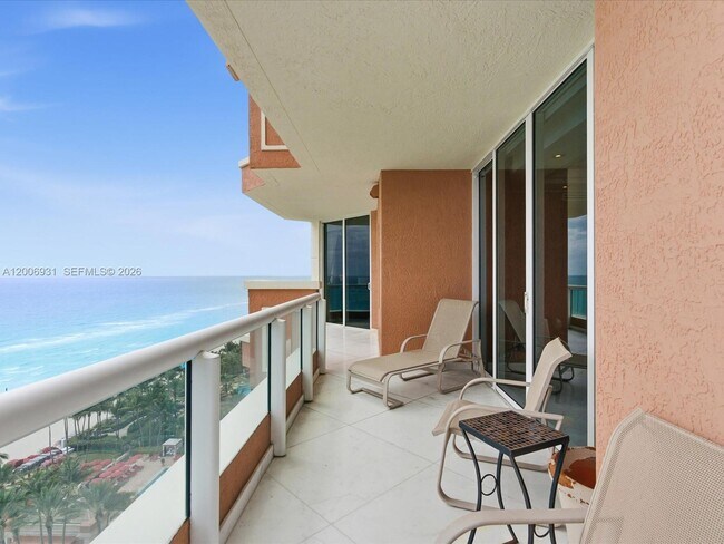 Building Photo - 17875 Collins Ave