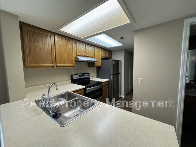 Building Photo - 5412 Evard Rd