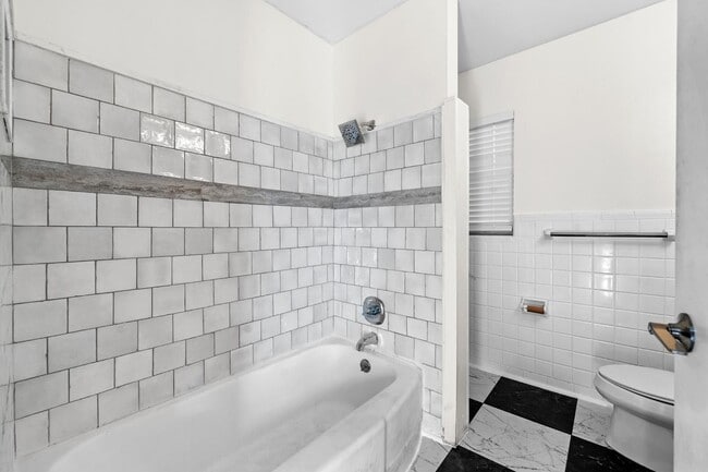 Building Photo - 4514 9th Ave N