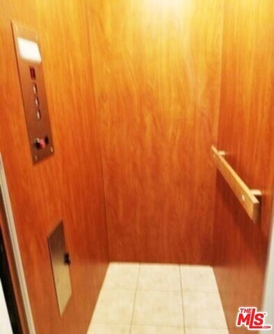 Building Photo - 10366 Eastborne Ave