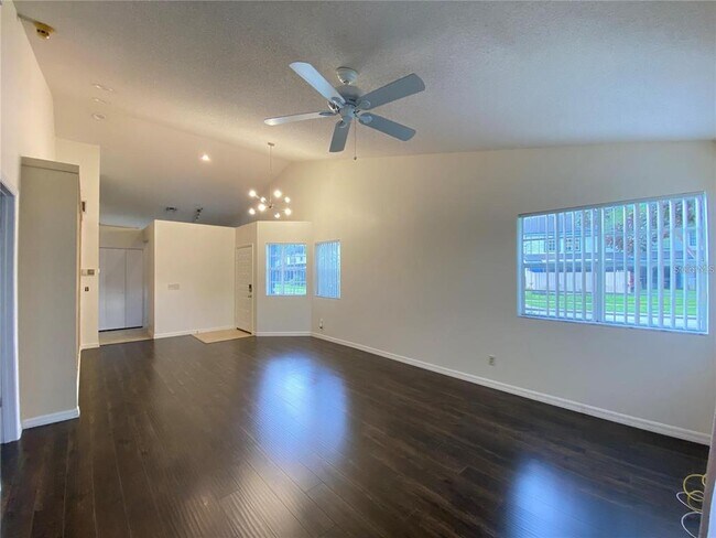Building Photo - 2822 Candela Ct