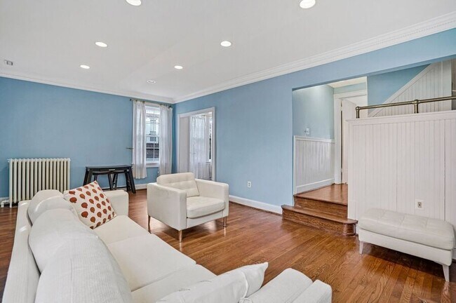 Building Photo - 5309 14th St NW