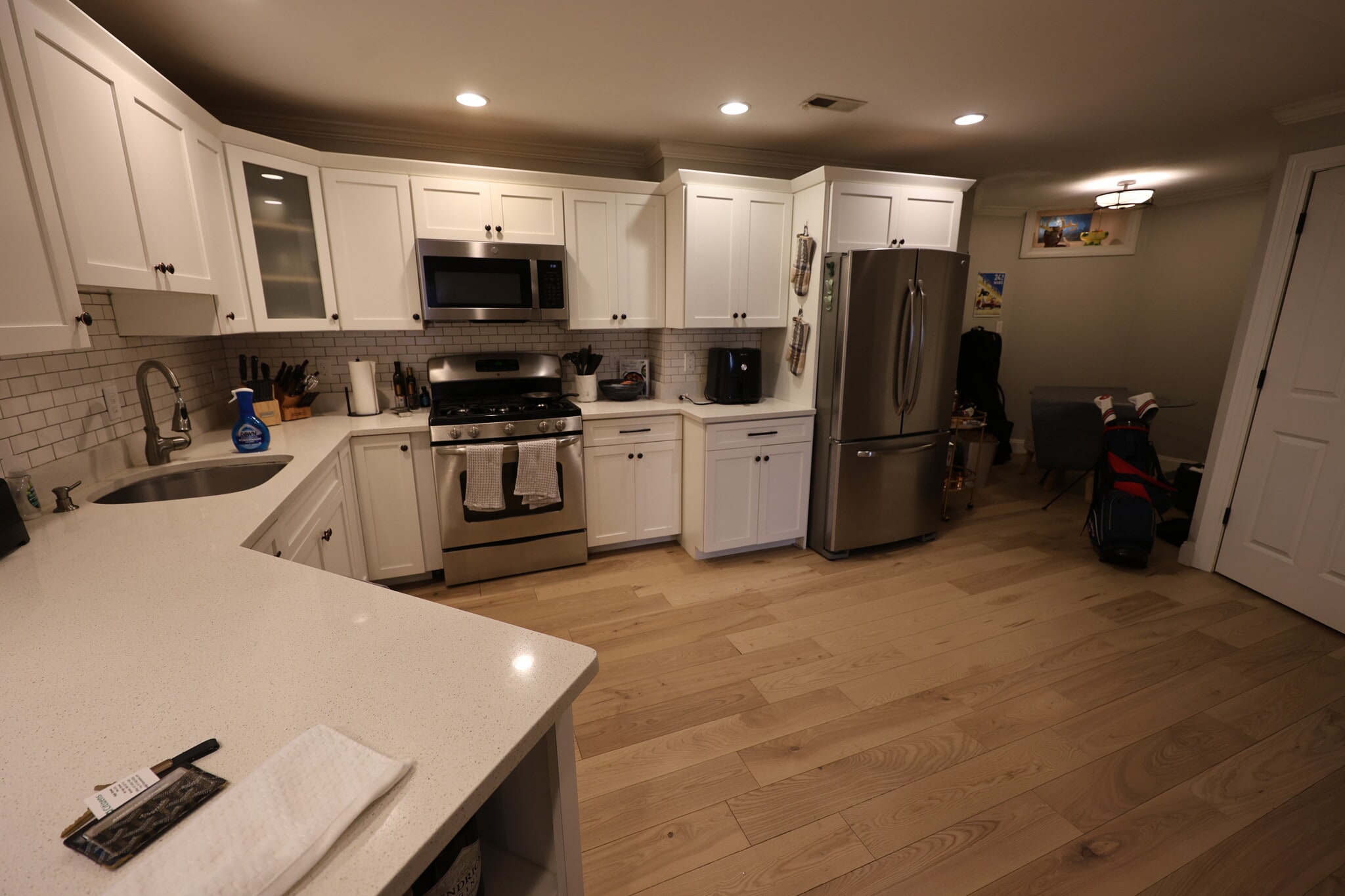 Building Photo - 10 Symmes St