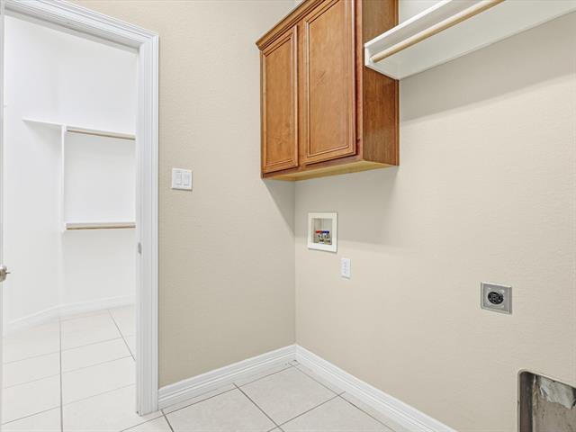 Building Photo - 8464 Arroyo Ln