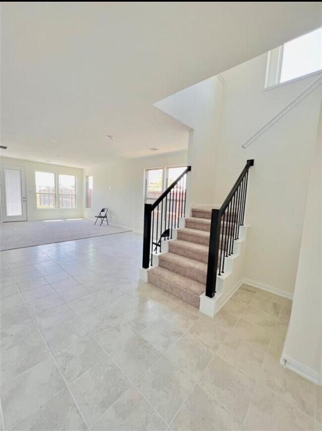 Building Photo - 4939 Hickory Deer Ln