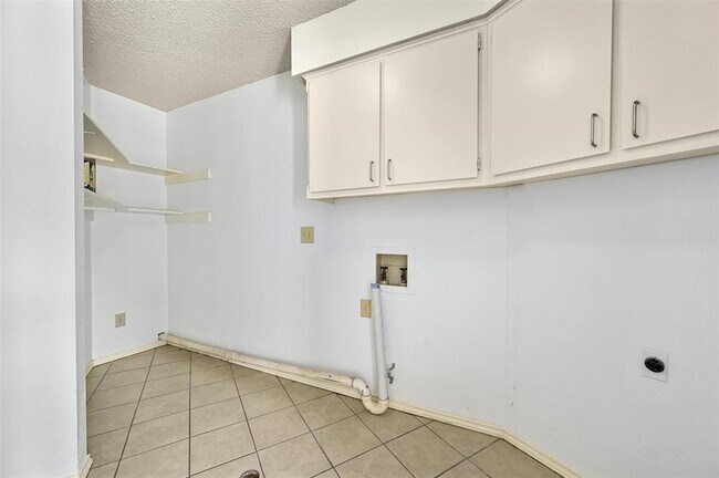 Building Photo - 6707 Troll Haven