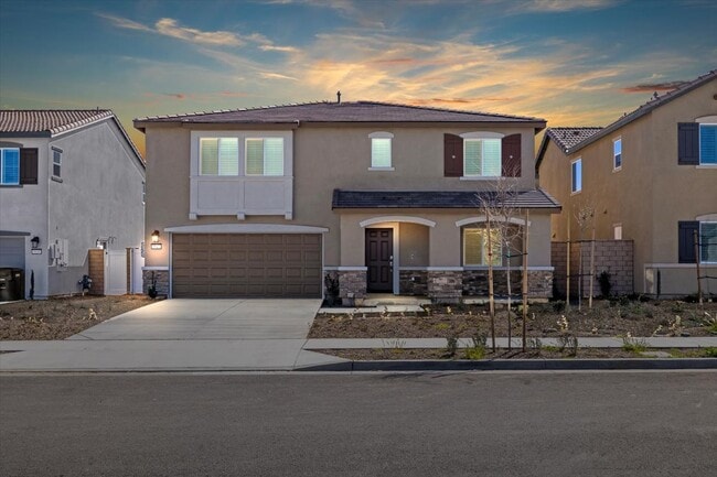 Primary Photo - 5547 Lasso Dr
