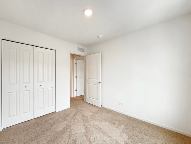 Building Photo - 2385 Upland Rd