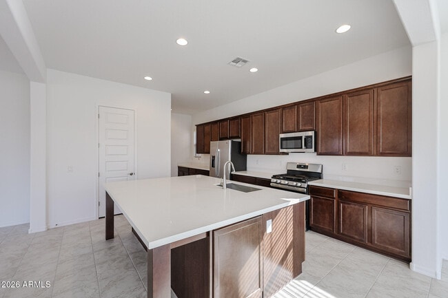 Building Photo - 7669 Bronco Trl