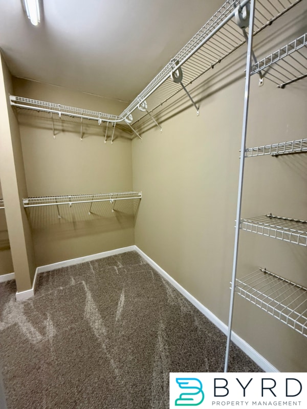 Building Photo - 1529 Olde Sage Ct