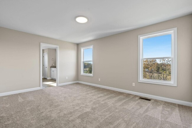 Building Photo - 905 Camden Ct