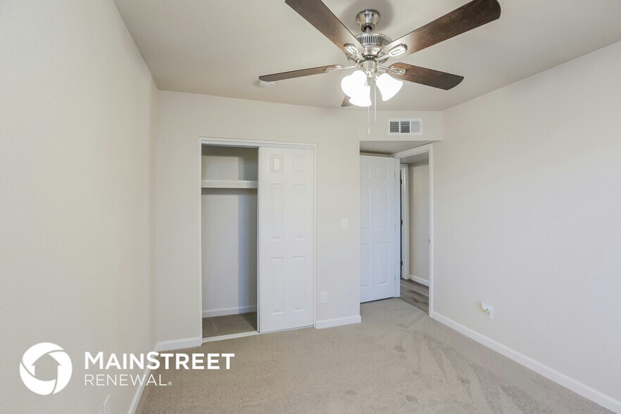 Building Photo - 3522 W Malapai Dr