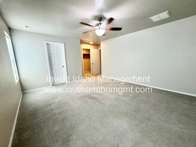 Building Photo - Spacious 4 Bed 2 Bath Home in Kuna