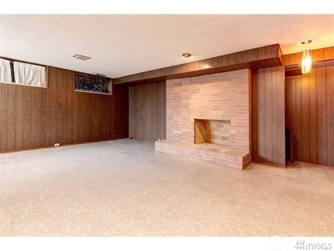 Building Photo - 3Bd/1.75Ba Seattle House