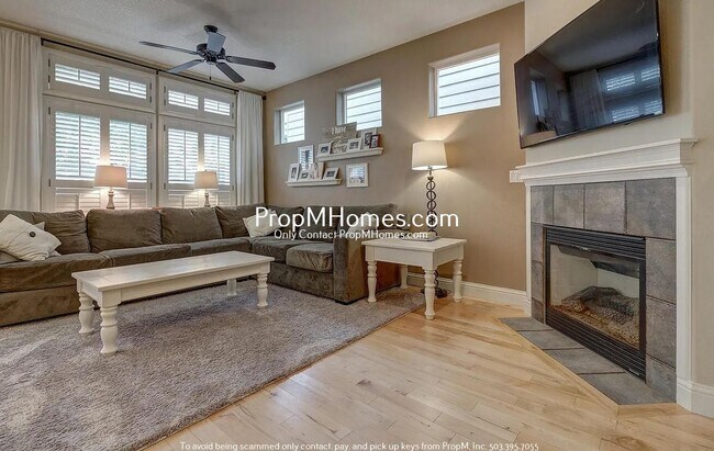 Building Photo - Luxury Four Bedroom Home in King City!
