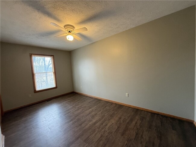 Building Photo - 3601 Antique Ct