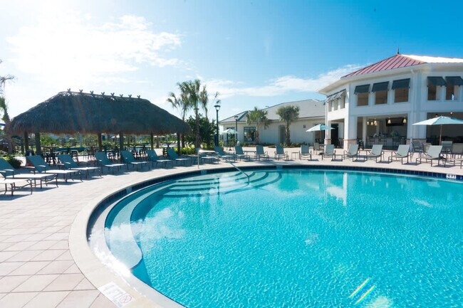 Building Photo - 4702 Sleepy Hollow Dr