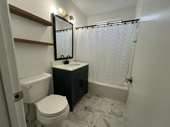 Building Photo - 5708 Cochran Dr