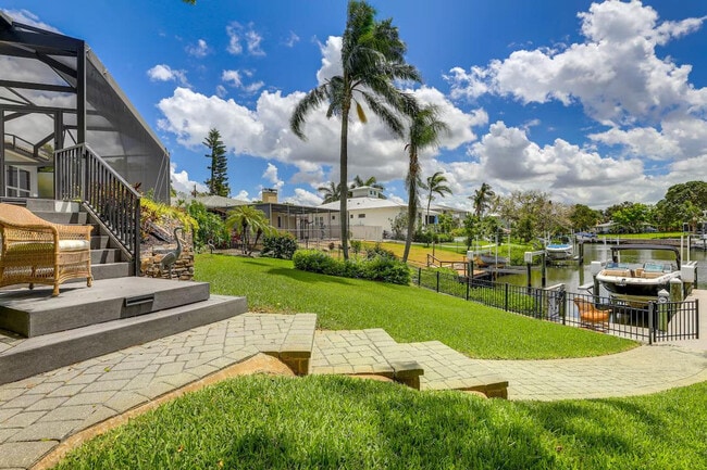 Building Photo - 1730 Caribbean Dr