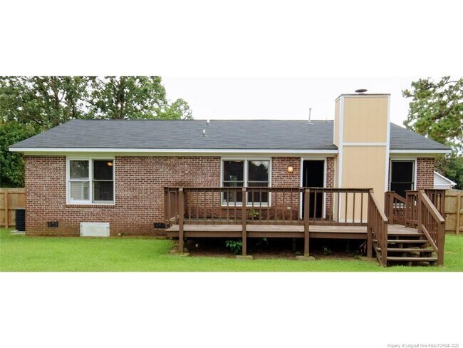 Building Photo - 6466 Brookshire St