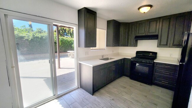 Building Photo - Spacious 3BR Home in Quiet Spring Valley Neighborhood – Bright, Comfortable Living