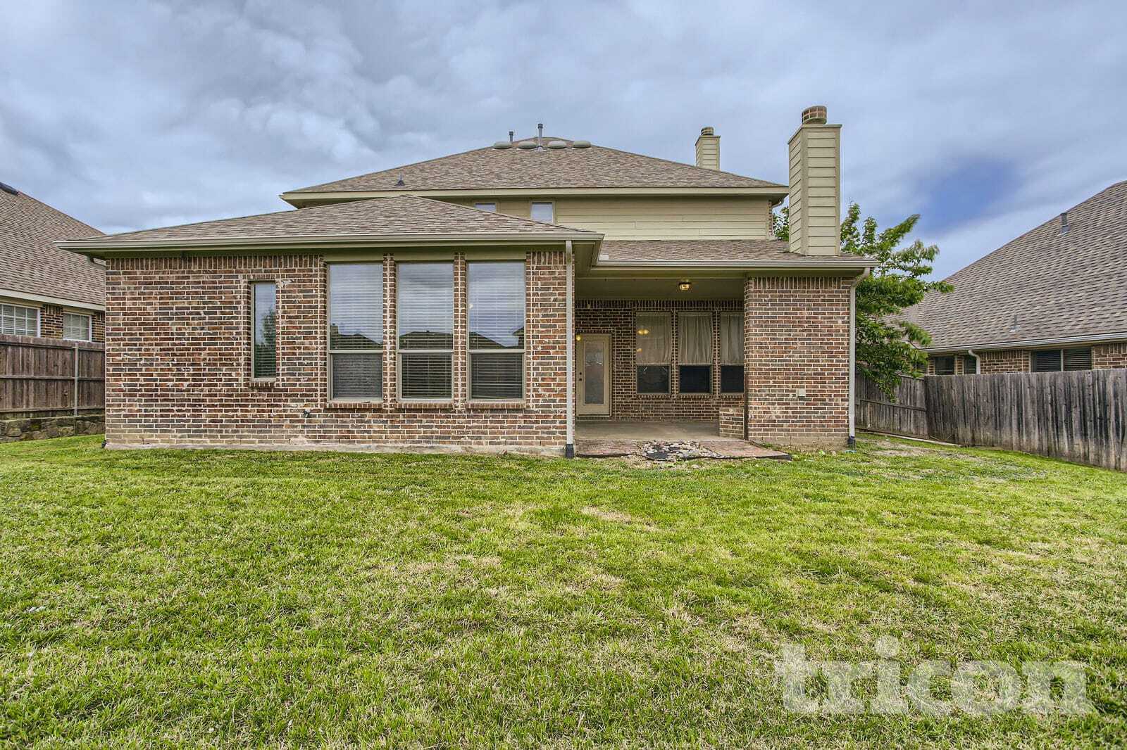 Building Photo - 396 Florence Dr